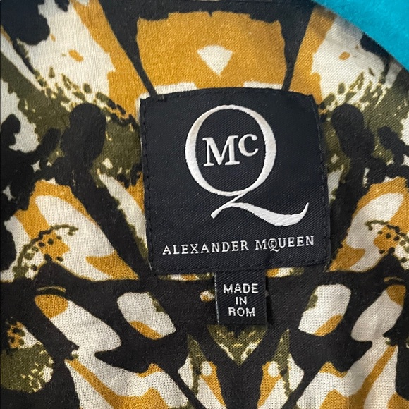 Alexander McQueen Stylish Black and Gold Patterned Shirt Sz IT50 - Picture 6 of 8